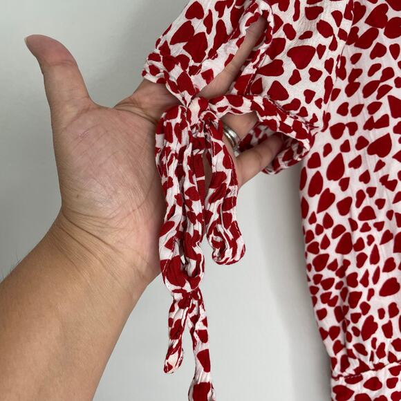 Rue Stiic Laguna Mini Dress Red White Heart Print Size M V-neck Valentines - Picture 11 of 13